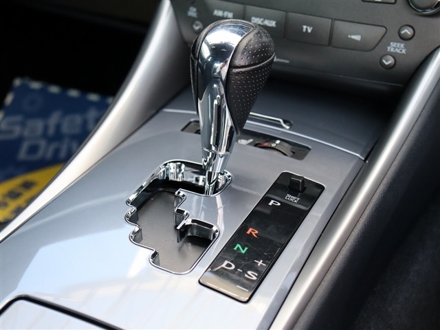 レクサス ＩＳ２５０ Ｆスポーツ H22年 (関東) 99