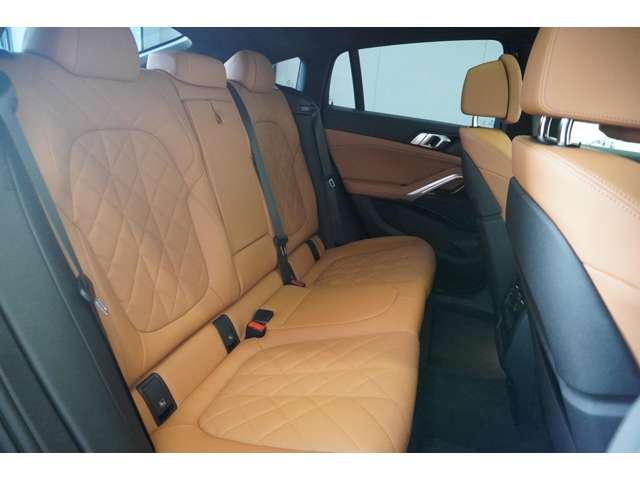 ＢＭＷ Ｘ６ Ｘドライブ３５Ｄ Ｍスポーツ ディーゼルターボ ４ＷＤ R5年 (近畿) 99