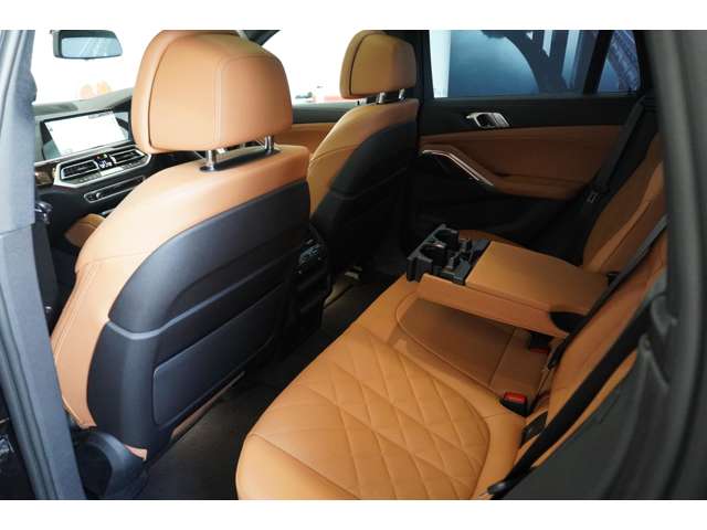 ＢＭＷ Ｘ６ Ｘドライブ３５Ｄ Ｍスポーツ ディーゼルターボ ４ＷＤ R5年 (近畿) 99