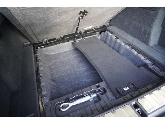 ＢＭＷ Ｘ６ Ｘドライブ３５Ｄ Ｍスポーツ ディーゼルターボ ４ＷＤ R5年 (近畿) 99