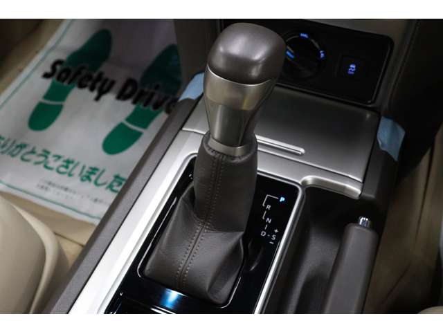 トヨタ ランドクルーザープラド ２．７ ＴＸ Ｌパッケージ マットブラック エディション ４ＷＤ R5年 (東海) 99