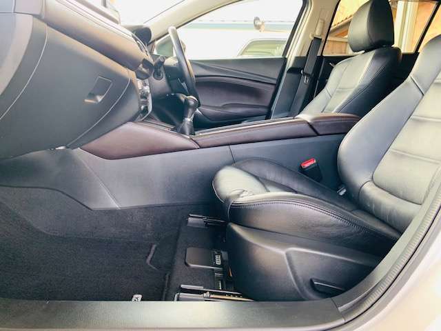 マツダ アテンザ　ワゴン ２．２ ＸＤ Ｌパッケージ ディーゼルターボ ４ＷＤ H27年 (東北) 99