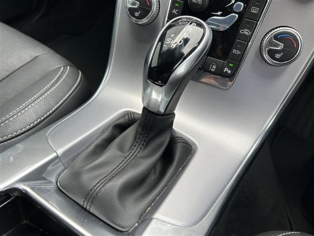 ボルボ Ｖ６０ Ｄ４ ダイナミック エディション ディーゼルターボ H29年 (東北) 99