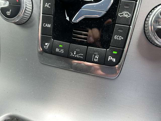 ボルボ Ｖ６０ Ｄ４ ダイナミック エディション ディーゼルターボ H29年 (東北) 99