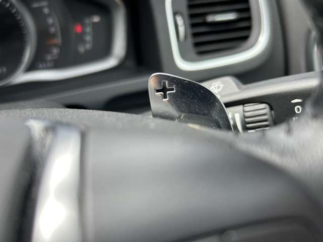 ボルボ Ｖ６０ Ｄ４ ダイナミック エディション ディーゼルターボ H29年 (東北) 99