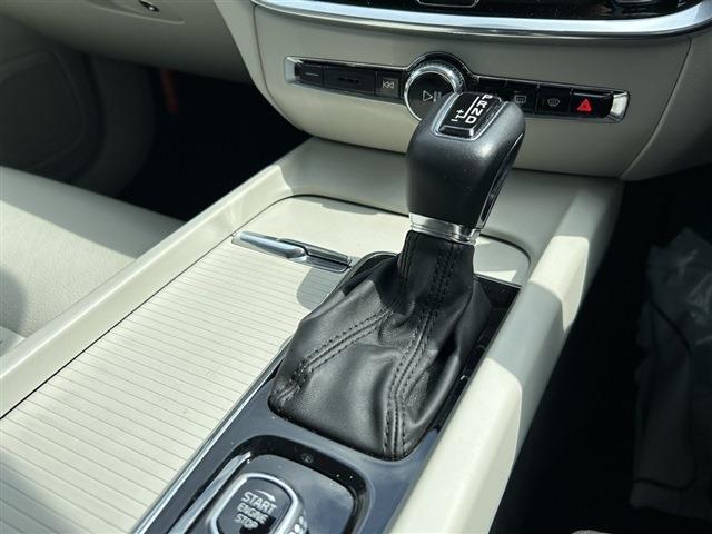 ボルボ Ｓ６０ Ｔ４　モメンタム R2年 (東北) 99