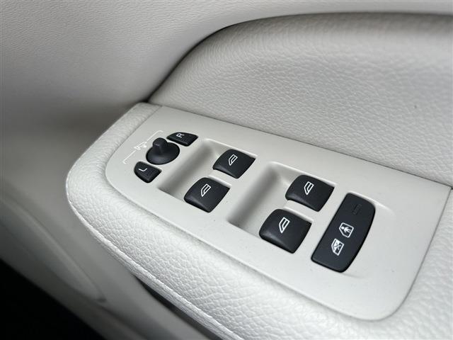 ボルボ Ｓ６０ Ｔ４　モメンタム R2年 (東北) 99