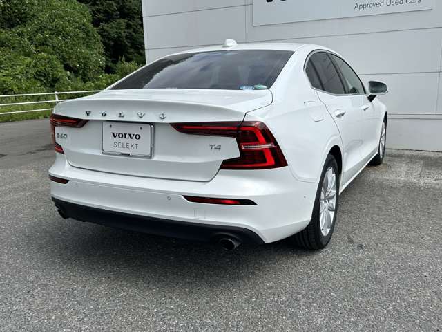 ボルボ Ｓ６０ Ｔ４　モメンタム R2年 (東北) 99