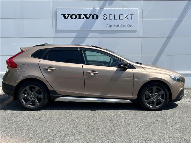 ボルボ Ｖ４０クロスカントリー Ｔ５ ４ＷＤ H26年 (東北) 99