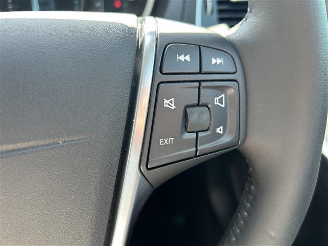 ボルボ Ｖ４０クロスカントリー Ｔ５ ４ＷＤ H26年 (東北) 99