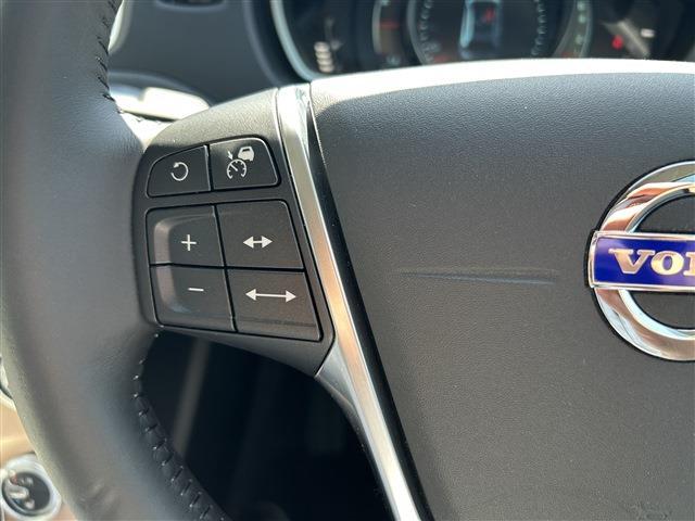 ボルボ Ｖ４０クロスカントリー Ｔ５ ４ＷＤ H26年 (東北) 99