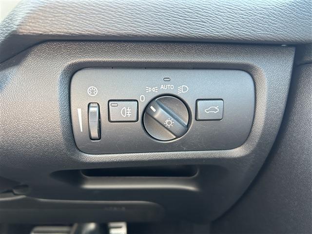 ボルボ Ｖ４０クロスカントリー Ｔ５ ４ＷＤ H26年 (東北) 99