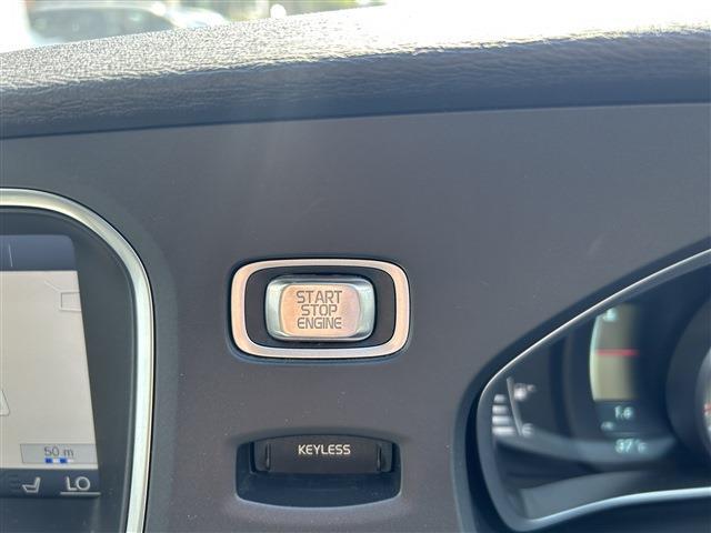 ボルボ Ｖ４０クロスカントリー Ｔ５ ４ＷＤ H26年 (東北) 99