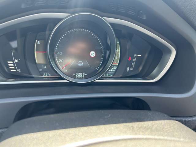 ボルボ Ｖ４０クロスカントリー Ｔ５ ４ＷＤ H26年 (東北) 99