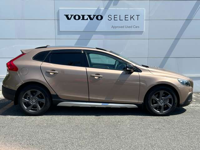 ボルボ Ｖ４０クロスカントリー Ｔ５ ４ＷＤ H26年 (東北) 99