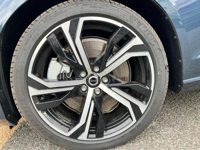 ボルボ Ｖ６０ リチャージ アルティメット Ｔ６ ＡＷＤ プラグイン ハイブリッド ４ＷＤ R6年 (東北) 99