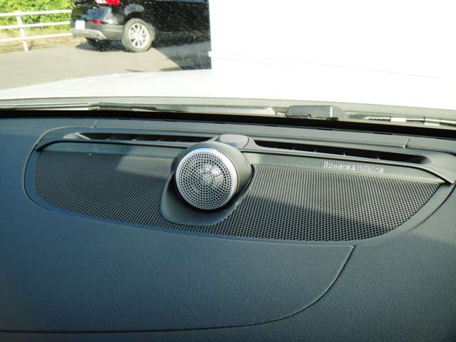 ボルボ Ｖ６０ リチャージ アルティメット Ｔ６ ＡＷＤ プラグイン ハイブリッド ４ＷＤ R6年 (東北) 99