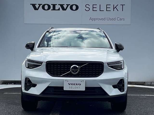 ボルボ ＸＣ４０ アルティメット Ｂ４ ＡＷＤ ダーク エディション ４ＷＤ R6年 (東北) 99
