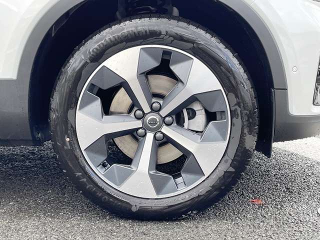 ボルボ ＸＣ４０ アルティメット Ｂ４ ＡＷＤ ダーク エディション ４ＷＤ R6年 (東北) 99