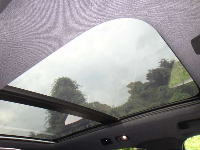 ボルボ ＸＣ４０ アルティメット Ｂ４ ＡＷＤ ダーク エディション ４ＷＤ R6年 (東北) 99