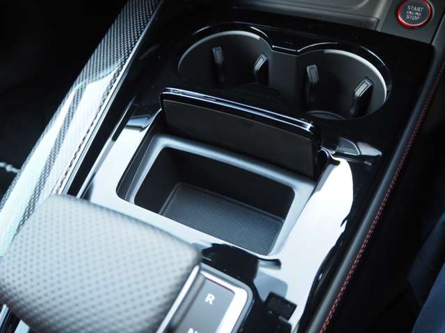 アウディ Ｓ５　スポーツバック ３．０ ４ＷＤ R5年 (近畿) 99