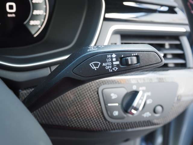 アウディ Ｓ５　スポーツバック ３．０ ４ＷＤ R5年 (近畿) 99