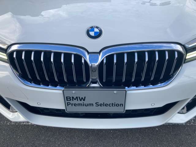 ＢＭＷ ５シリーズ ５２３Ｄ Ｘドライブ Ｍスポーツ ディーゼルターボ ４ＷＤ R3年 (近畿) 99