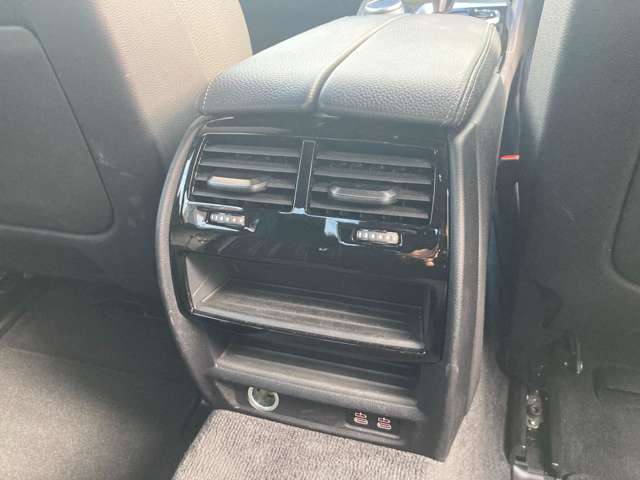 ＢＭＷ ５シリーズ ５２３Ｄ Ｘドライブ Ｍスポーツ ディーゼルターボ ４ＷＤ R3年 (近畿) 99