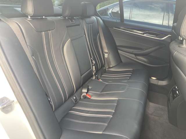 ＢＭＷ ５シリーズ ５２３Ｄ Ｘドライブ Ｍスポーツ ディーゼルターボ ４ＷＤ R3年 (近畿) 99