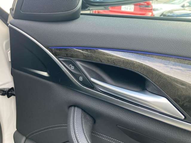 ＢＭＷ ５シリーズ ５２３Ｄ Ｘドライブ Ｍスポーツ ディーゼルターボ ４ＷＤ R3年 (近畿) 99