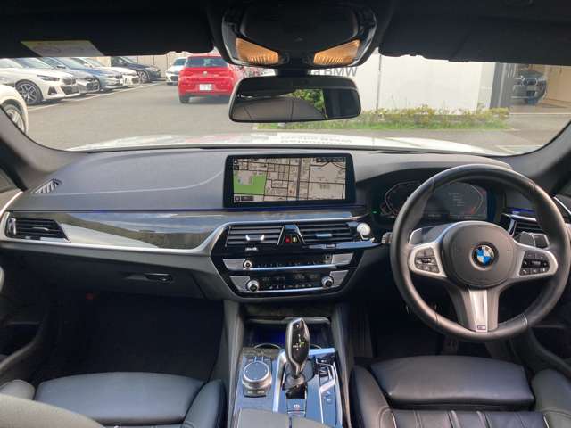 ＢＭＷ ５シリーズ ５２３Ｄ Ｘドライブ Ｍスポーツ ディーゼルターボ ４ＷＤ R3年 (近畿) 99