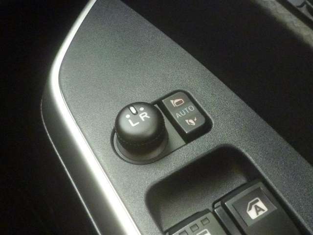 トヨタ ルーミー １．０ カスタム Ｇ R2年 (東北) 99