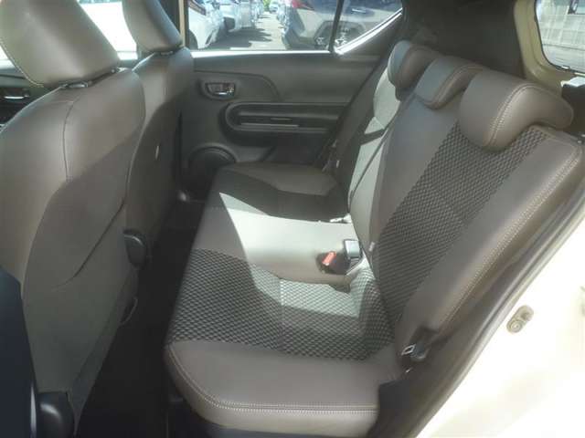 トヨタ アクア １．５ クロスオーバー グラム R1年 (東北) 99