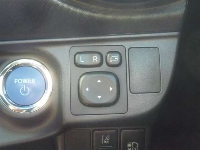 トヨタ アクア １．５ クロスオーバー グラム R1年 (東北) 99