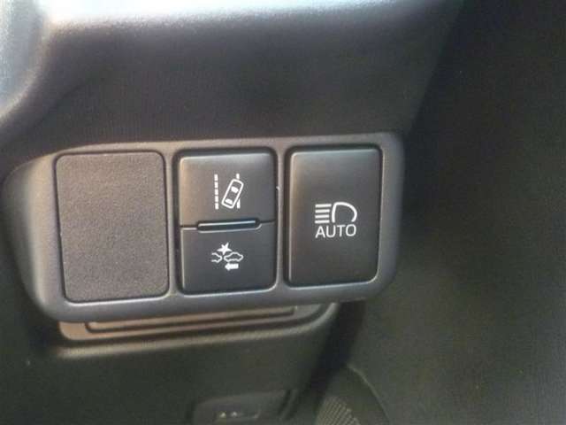 トヨタ アクア １．５ クロスオーバー グラム R1年 (東北) 99