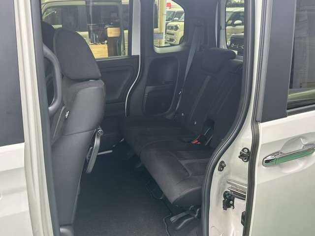 ホンダ Ｎ　ＢＯＸ カスタム ６６０ Ｌ R4年 (東海) 99