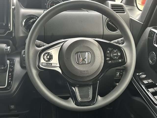 ホンダ Ｎ　ＢＯＸ カスタム ６６０ Ｌ R4年 (東海) 99