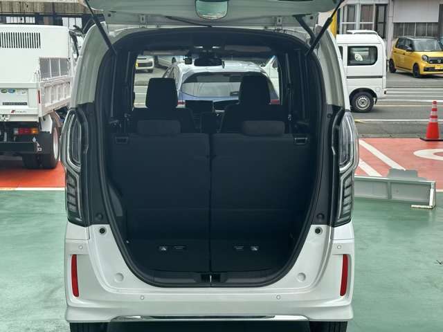 ホンダ Ｎ　ＢＯＸ カスタム ６６０ Ｌ R4年 (東海) 99