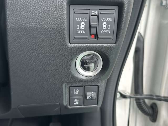 ホンダ Ｎ　ＢＯＸ カスタム ６６０ Ｌ R4年 (東海) 99