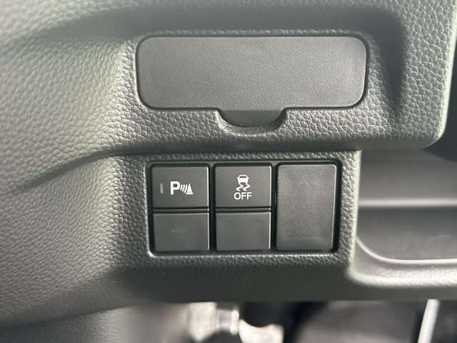 ホンダ Ｎ　ＢＯＸ カスタム ６６０ Ｌ R4年 (東海) 99