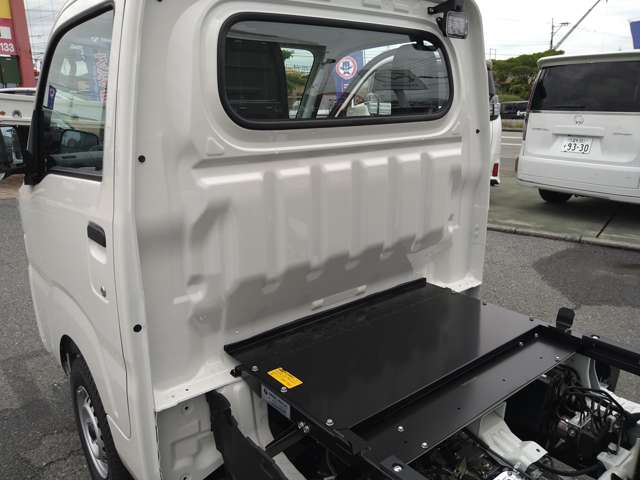 ダイハツ ハイゼットトラック ６６０ 多目的ダンプ 電動モーター式 ３方開 ４ＷＤ R6年 (九州・沖縄) 99
