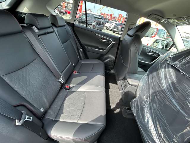 トヨタ ＲＡＶ４ ２．５ ハイブリッド アドベンチャー オフロード パッケージＩＩ Ｅ－ＦＯＵＲ ４ＷＤ R6年 (九州・沖縄) 99