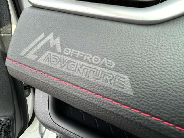 トヨタ ＲＡＶ４ ２．５ ハイブリッド アドベンチャー オフロード パッケージＩＩ Ｅ－ＦＯＵＲ ４ＷＤ R6年 (九州・沖縄) 99