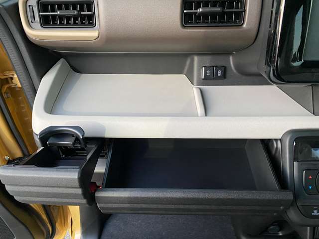 スズキ スペーシア ６６０ ハイブリッド Ｘ R5年 (九州・沖縄) 99