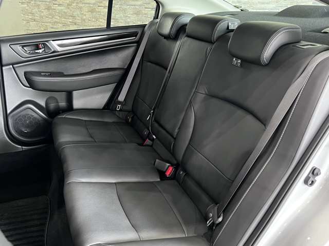 スバル レガシィＢ４ ２．５ リミテッド ４ＷＤ H28年 (関東) 99