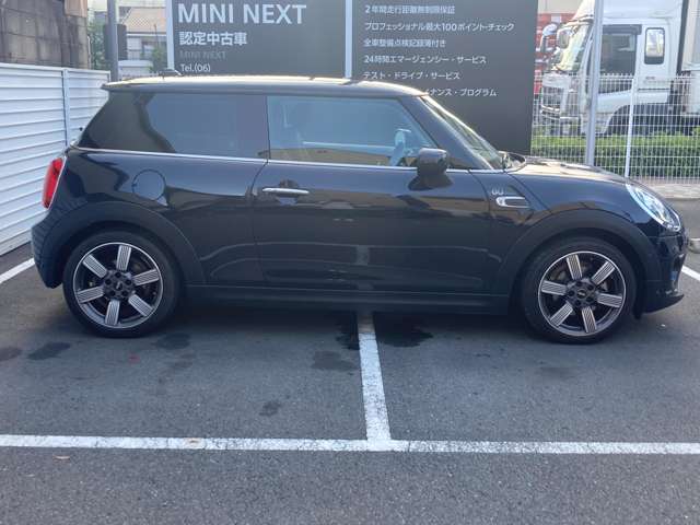 ミニ ミニ クーパーＤ ３ドア ６０イヤーズ エディション R2年 (近畿) 99