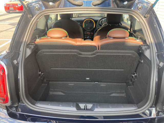 ミニ ミニ クーパーＤ ３ドア ６０イヤーズ エディション R2年 (近畿) 99