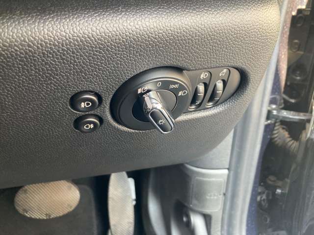 ミニ ミニ クーパーＤ ３ドア ６０イヤーズ エディション R2年 (近畿) 99