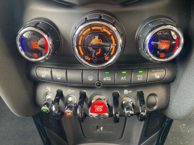 ミニ ミニ クーパーＤ ３ドア ６０イヤーズ エディション R2年 (近畿) 99