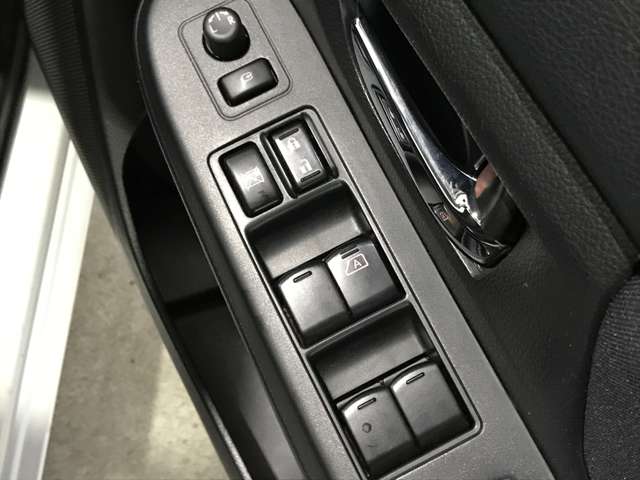 スバル インプレッサＧ４ ２．０ Ｉ アイサイト ４ＷＤ H24年 (北海道) 99